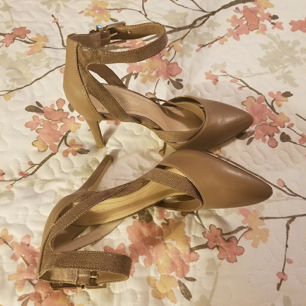 High heels - Picture 2 of 2